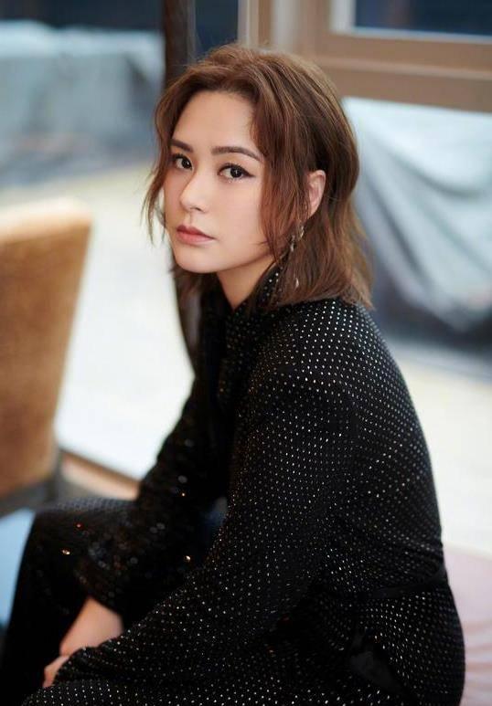 娱乐吃瓜女艺人老公是谁,娱乐吃瓜女艺人背后的神秘老公身份